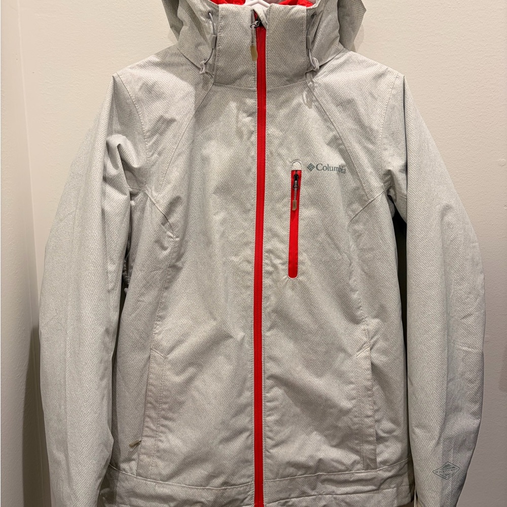 Columbia Women’s 2 in 1 Omni Heat Insulated Ski and Snowboard Jacket